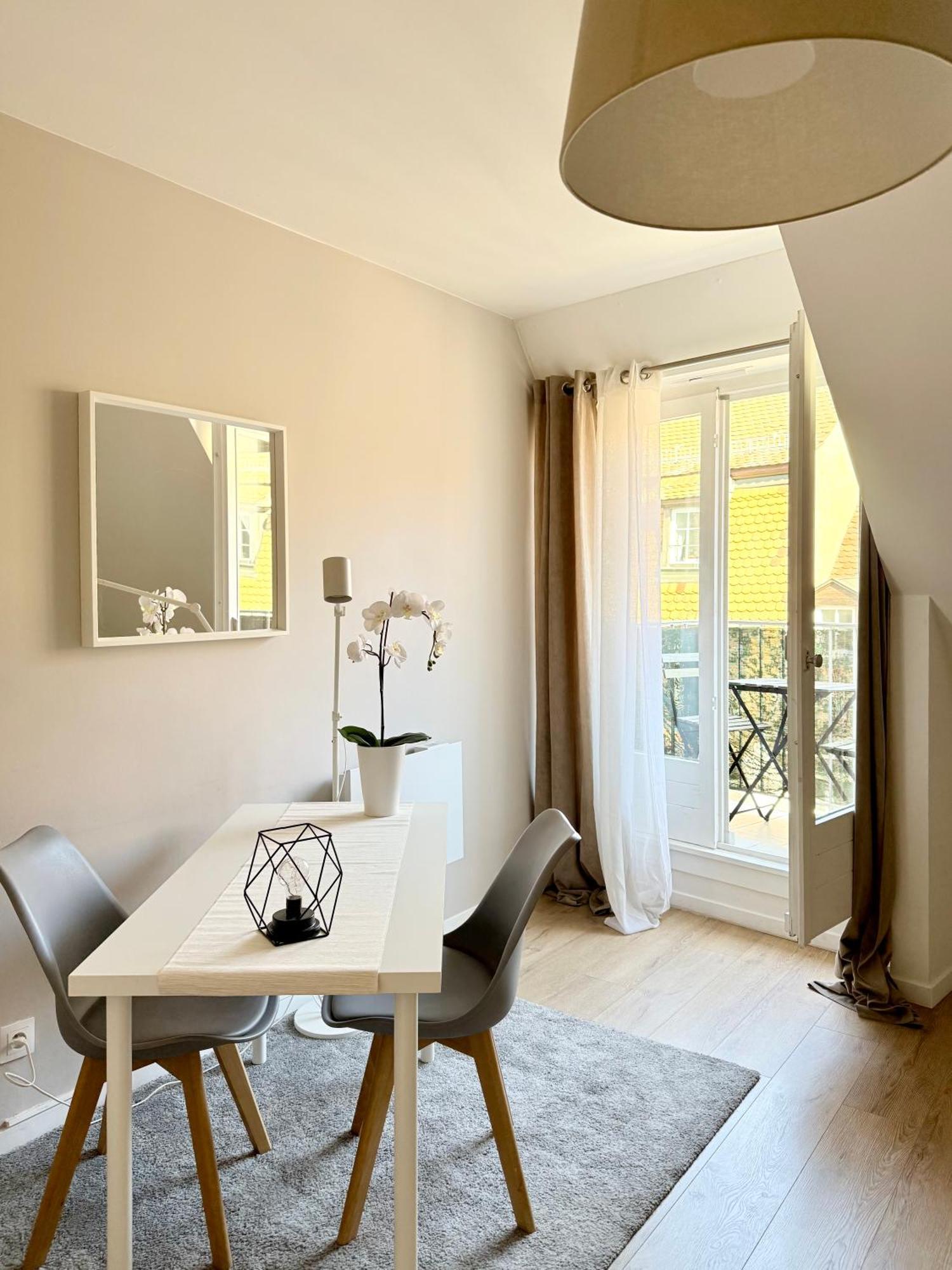Cosy Grand Rue A *
